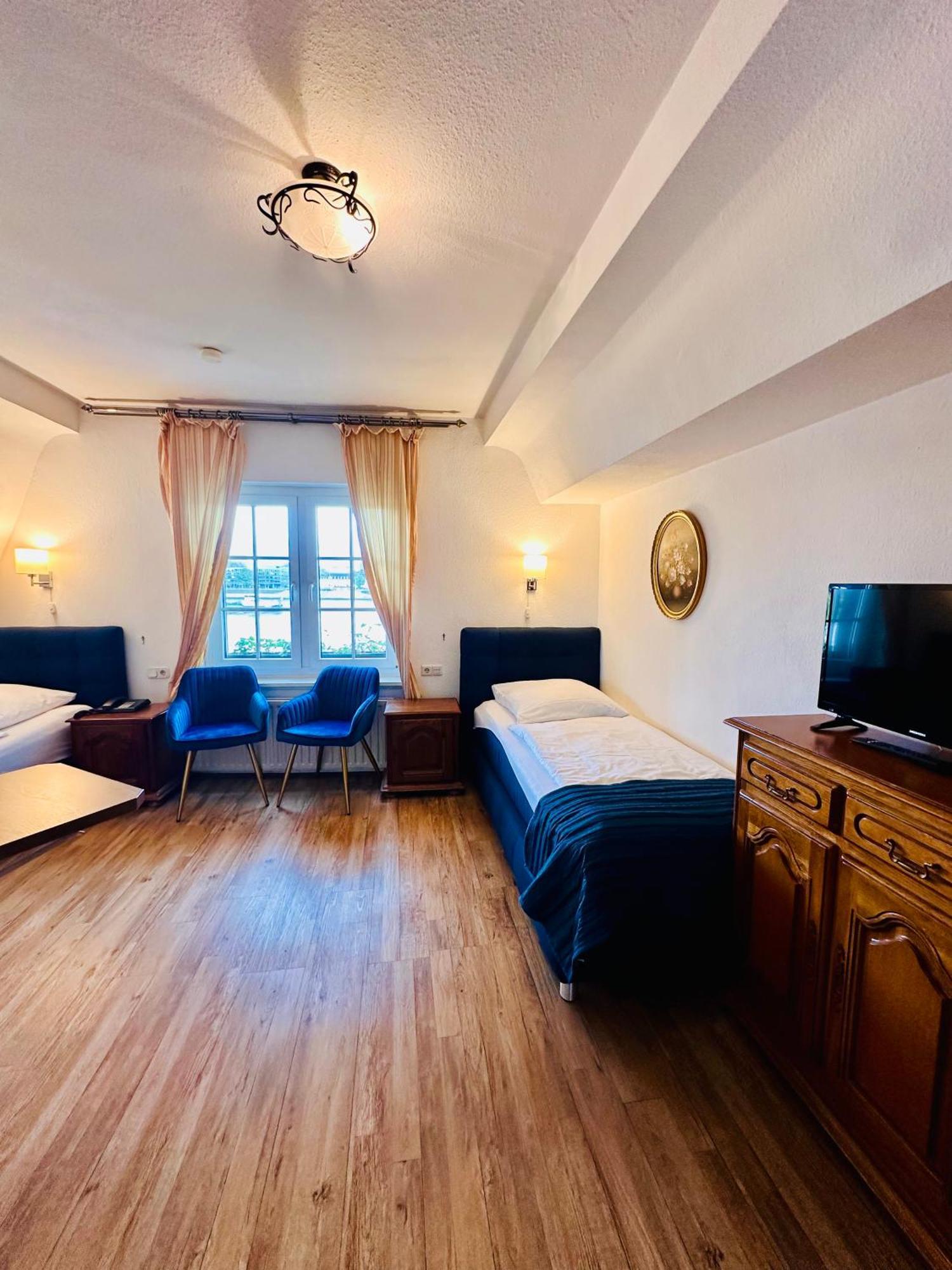 קלן Altstadthotel Hayk Am Rhein מראה חיצוני תמונה