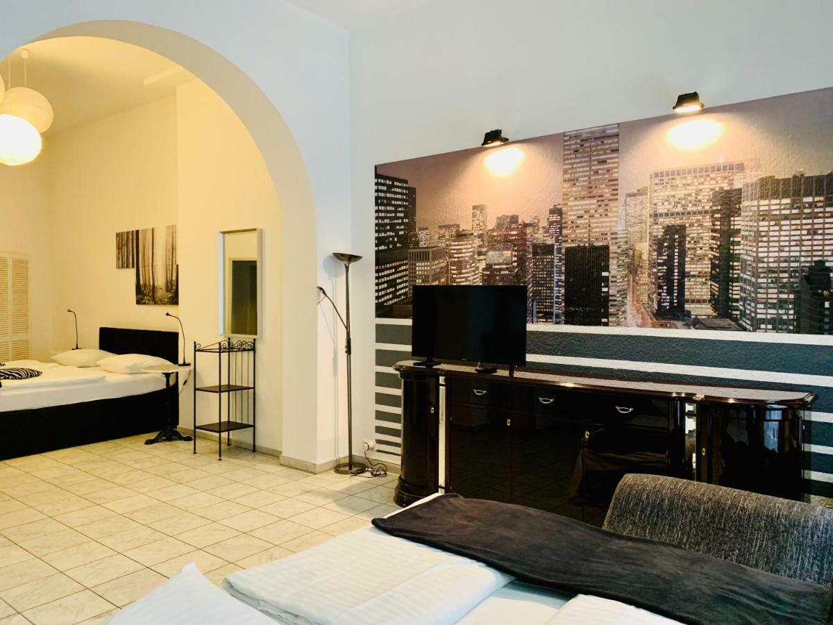 קלן Altstadthotel Hayk Am Rhein מראה חיצוני תמונה